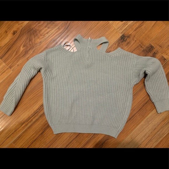 LF Off the Shoulder Grey Sweater size S - Picture 6 of 6